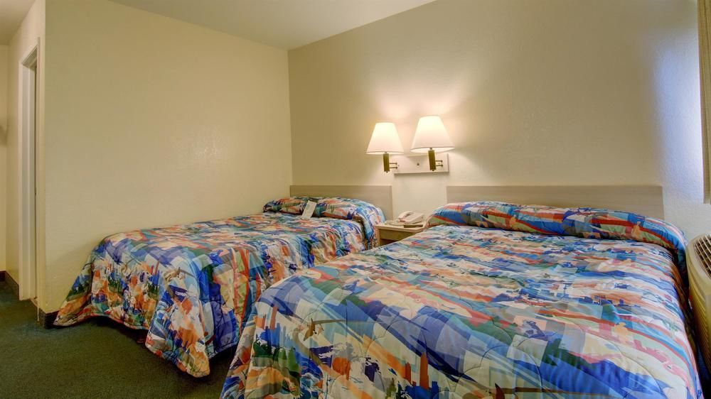 Hotel 6-columbus, Ga 2*