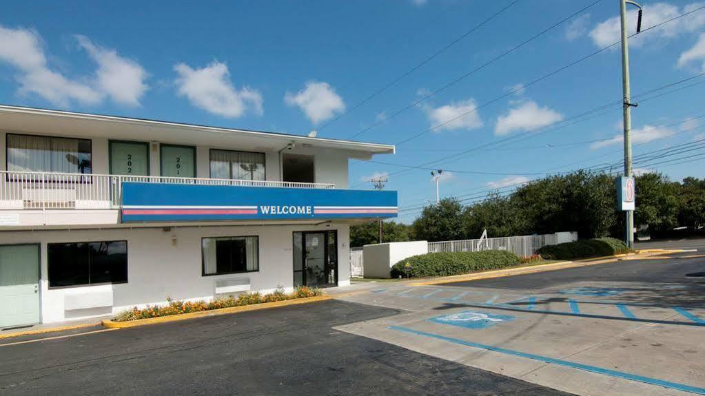 Hotel 6-columbus, Ga